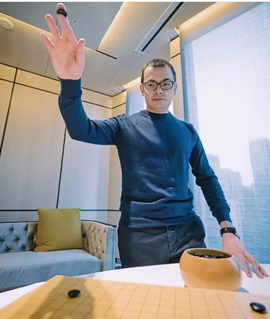 戴密斯·哈萨比斯 戴密斯·哈萨比斯