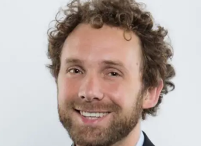 卢卡斯·沃尔顿 卢卡斯·沃尔顿